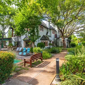 Hedge House Guest house Cape Town